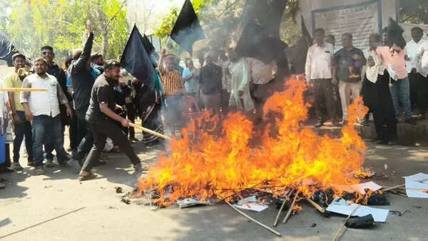 CPM protests in Solapur condemning attack on Iran