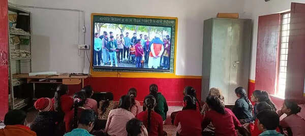 Firozabad govt schools get 750 smart classrooms, tech labs in infra push