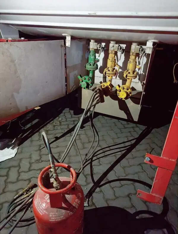 Illegal LPG transfers fuel serious blast risk in Pune’s industrial belt