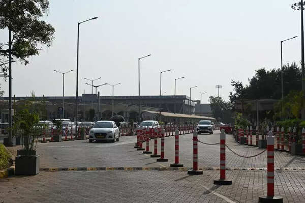 Ahmedabad’s SVPI airport adds 3 more lanes at T1 to ease pickup chaos
