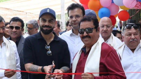 Virat Kohli’s special gesture for childhood coach Rajkumar Sharma wins hearts