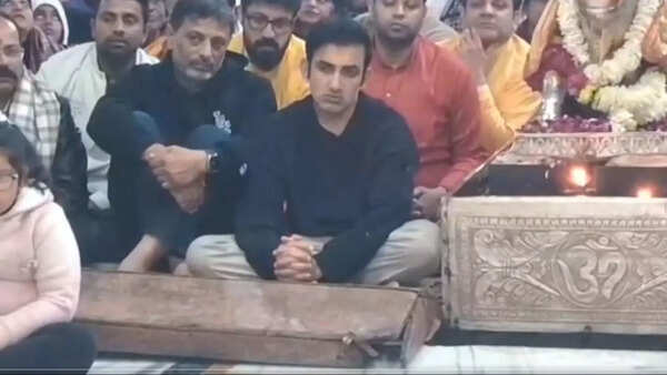 Watch: Gautam Gambhir seeks divine blessings at Mahakaleshwar Temple ahead of India–New Zealand ODI decider