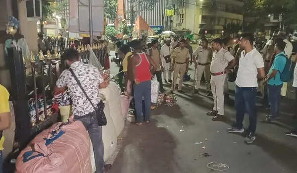 Cops crack down on Manglahat encroachment