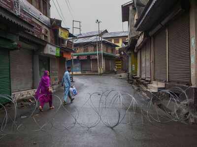 Jammu and Kashmir Chief Secretary: Curbs to be lifted, telephone lines to be gradually resumed from tonight