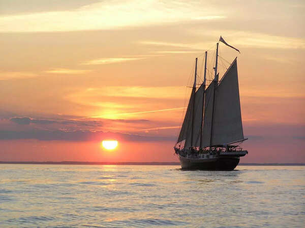 Cruising through history and nature with Virginia’s unique boat tours