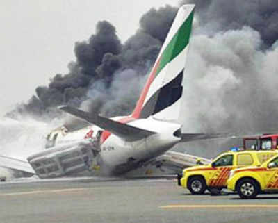 ESCAPE! Crew shouts as flight crash-lands at Dubai airport