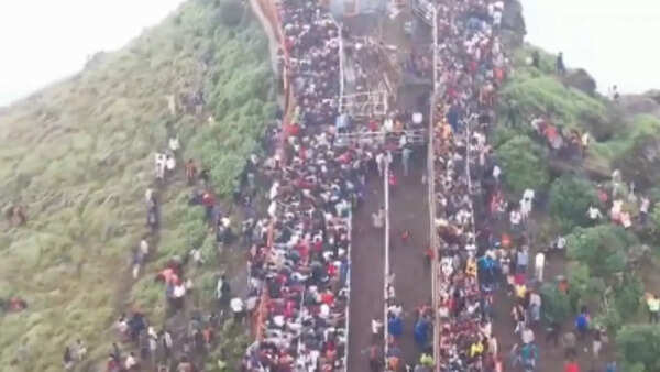 Several devotees injured as thousands throng to Deviramma temple in Karnataka's Chikkamagaluru