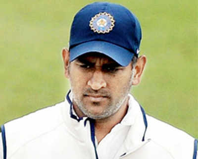 Bowling worry for Dhoni