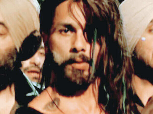 After Censor woes, 'Udta Punjab' under piracy attack