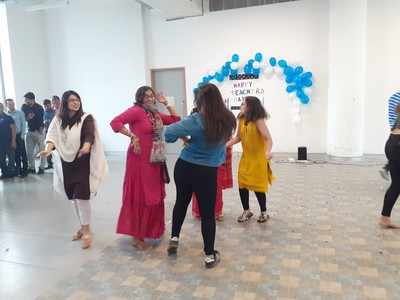 Students, teachers shake a leg on Teachers' Day