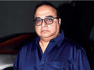 Rajkumar Santoshi appears in court in cheque bounce case