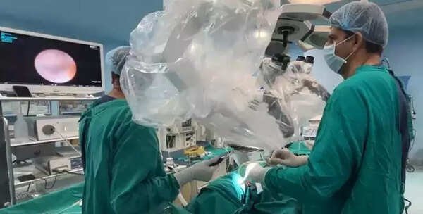 Thought of food hurts? City hospital leads in rare procedure