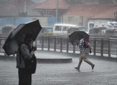 Mumbai, Thane, and Palghar continue to receive heavy rains with ...