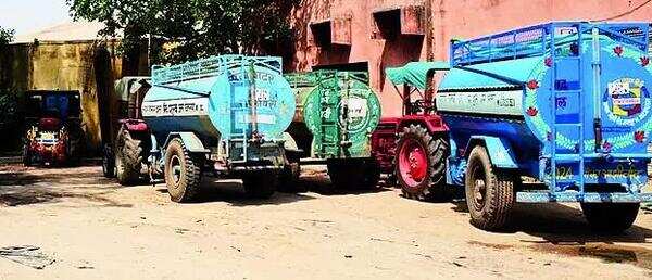 Kolkata Municipal Corporation's water tanker demand skyrockets amidst heatwave