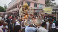 Jains take out Rath Yatra on the occasion of Mahavir Jayanti 