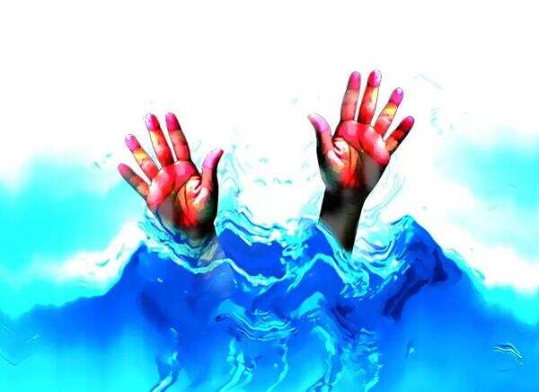 Curbs imposed at Ganga ghat after 2 youths drown