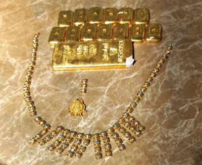 Gold racket busted at KIA