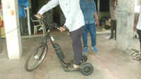 Gujarat: Automobile engineering students convert cycle into electric scooter in Vadodara 