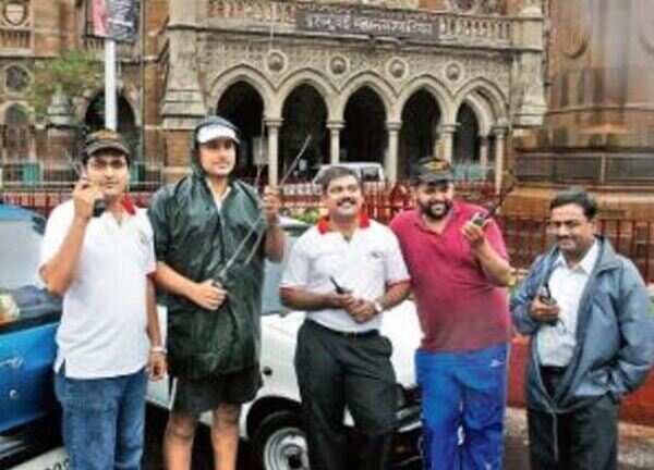 Mumbai: Ham operators pick up suspect signals in foreign language from Arabian Sea