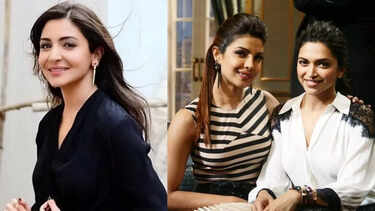 Aankhon Ki Gustaakhiyan Full Movie Collection: Aankhon Ki Gustaakhiyan Box  Office collection Day 1: Shanaya Kapoor's debut film off to a poor star;  opens with just Rs 35 lakh | - Times of India