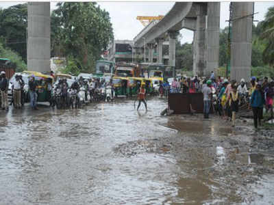 Bengaluru braces for more rains as 9 lakes overflow