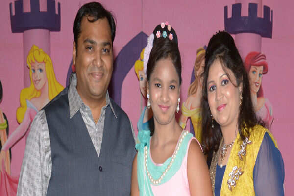 Ishika Agrawal turns into a princess at her birthday bash atHotel Centre Point in Nagpur