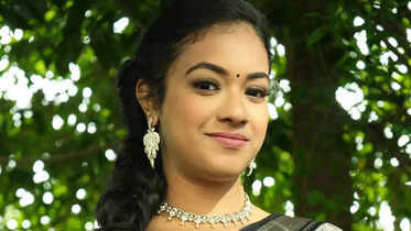 Shruthi Narayanan caught in viral video controversy: Truth or ...
