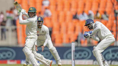 India vs Australia 4th Test Highlights: Usman Khawaja, Cameron Green take Australia to 255/4 at stumps on Day 1