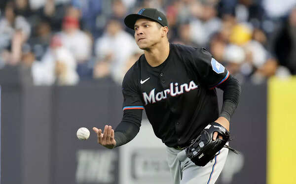 Miami Marlins’ outfielder Avisail Garcia announces retirement at 34 after 13 MLB seasons
