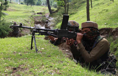 Kashmir: Indian Army on high alert to stop Special Services Group of Pakistan Army in forward areas