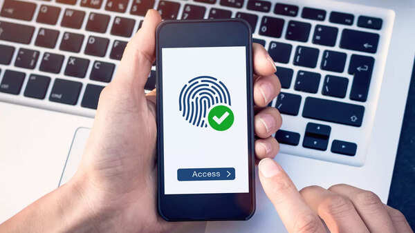 Simplifying subscriptions: Google login or the traditional way?