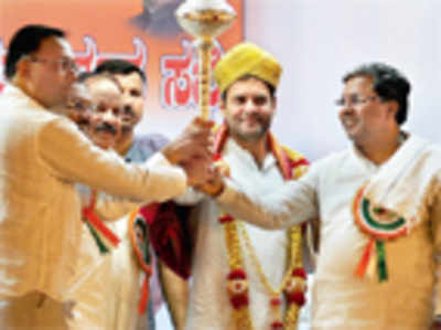 Rahul tries to checkmate Modi on corruption