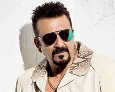 Sanjay Dutt to reunite with Omung Kumar for a love story