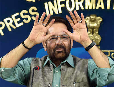 Communal violence reduced by 90 % under Modi government, says Naqvi