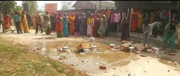 58 booked after protest over liquor shops turns violent in Pilibhit village