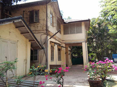 MNS refuses to allow BMC to pull down gymkhana to make way for mayor's bungalow