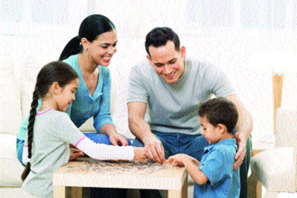 Smartphone addiction can hamper your parenting skills