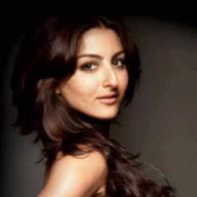 Soha turns biwi to Irrfan's Sahib