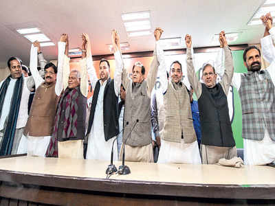 Kushwaha to contest polls as part of Grand Alliance