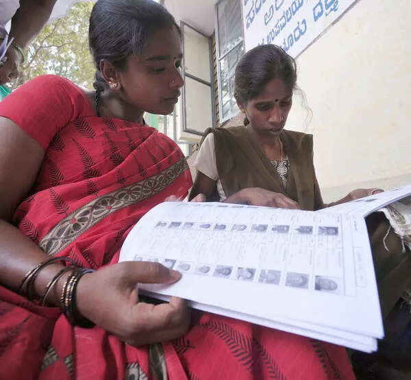 State, ECI head for showdown over special voter roll revision