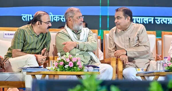 Water Management Key To End Farmers’ Suicide In Vidarbha: Gadkari