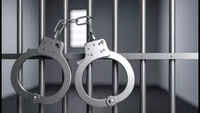 Police detain 12 from scrapyard for vape supply