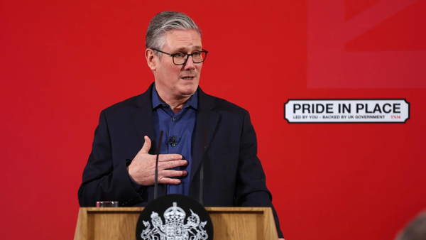 Starmer allows US to use UK bases against Iran but 'won't join strikes'