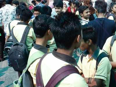 Shocking! Nearly 100 students made to sit on ground in blazing heat over fee dues