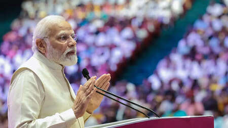 Ironic that BJP talking of Quit India Movement Day, counters Congress