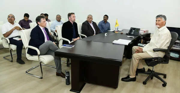 Naidu calls for sustainable development of AP coastal belt