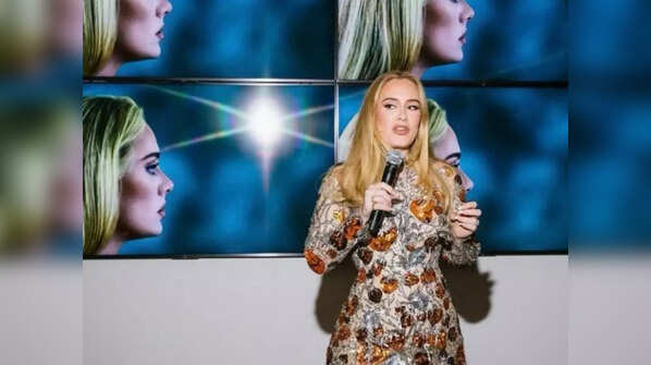 ადელი ძუძუთი კვების ზეწოლაზე