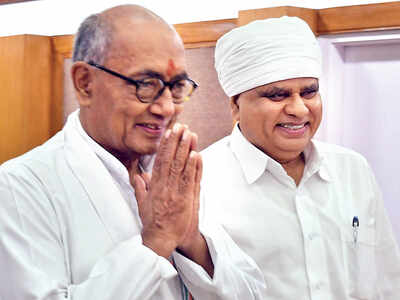 'Hunger for power': Digvijaya slams Scindia