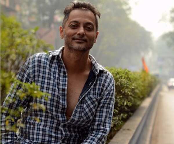 Sir (Big B) is a monster of an actor: Sujoy Ghosh