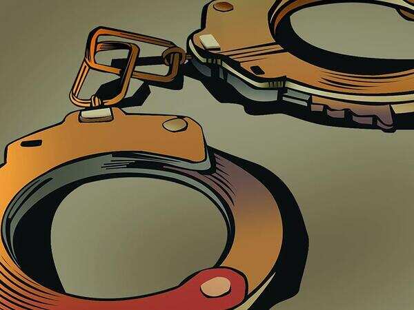 Patna: Dulhin Bazaar circle officer arrested while accepting bribe of Rs 25,000